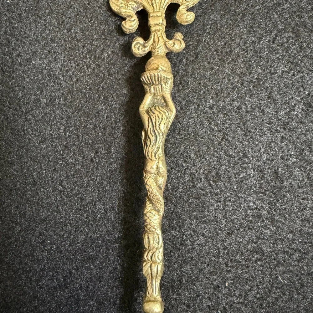 AntiqueBrass Cake Server Ornate Filigree Mermaid Fleur-de-lis Pastry Lifter 10